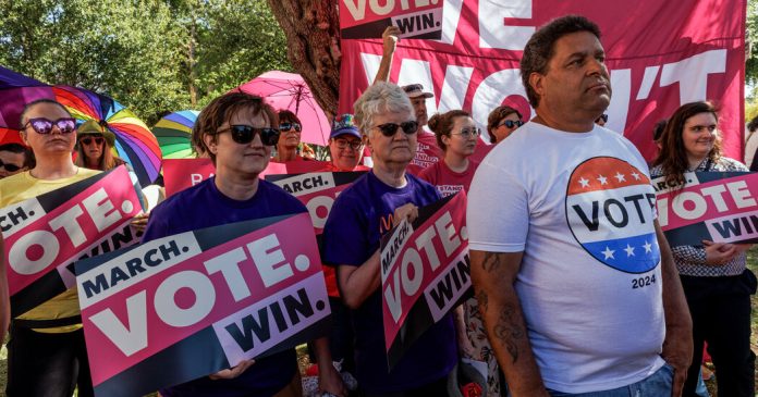 With Abortion and the Border, Arizona Becomes a 2024 Political Hothouse
